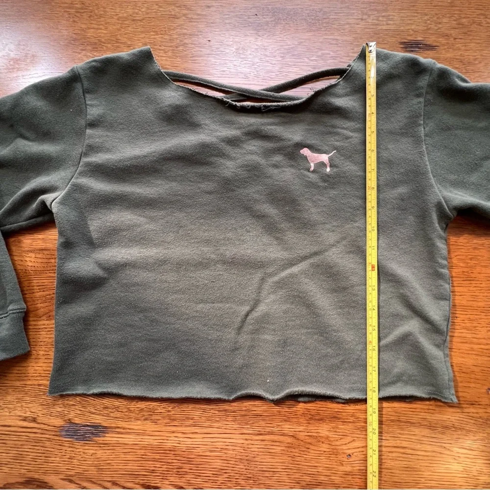 ⭐️ PINK Victoria’s Secret Open Back Sweatshirt size XS
